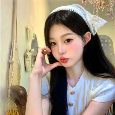 碧窗艳影